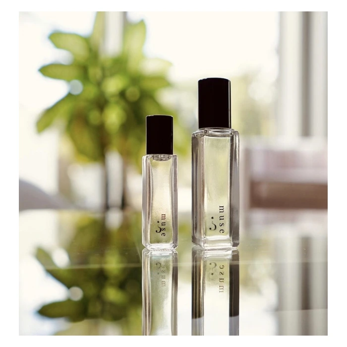 "روغن عطر رولی اورجینال ریدل با رایحهای ملایم و خنثی، حاوی نوت مشک لطیف و مناسب استفاده روزانه | سوییتی شاپ"